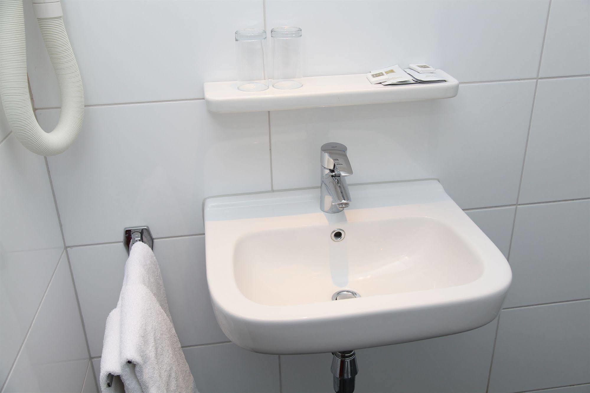 Stads Hotel Boerland Emmen Ngoại thất bức ảnh