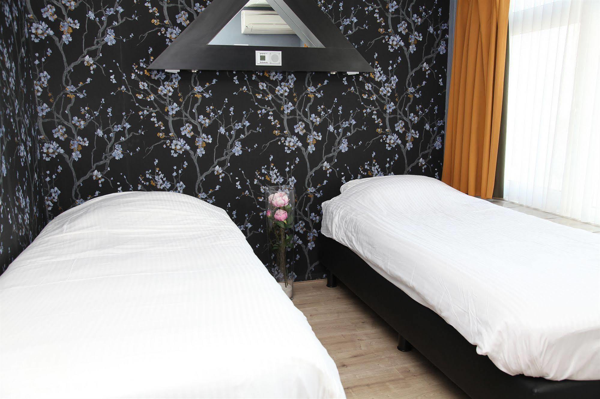 Stads Hotel Boerland Emmen Ngoại thất bức ảnh